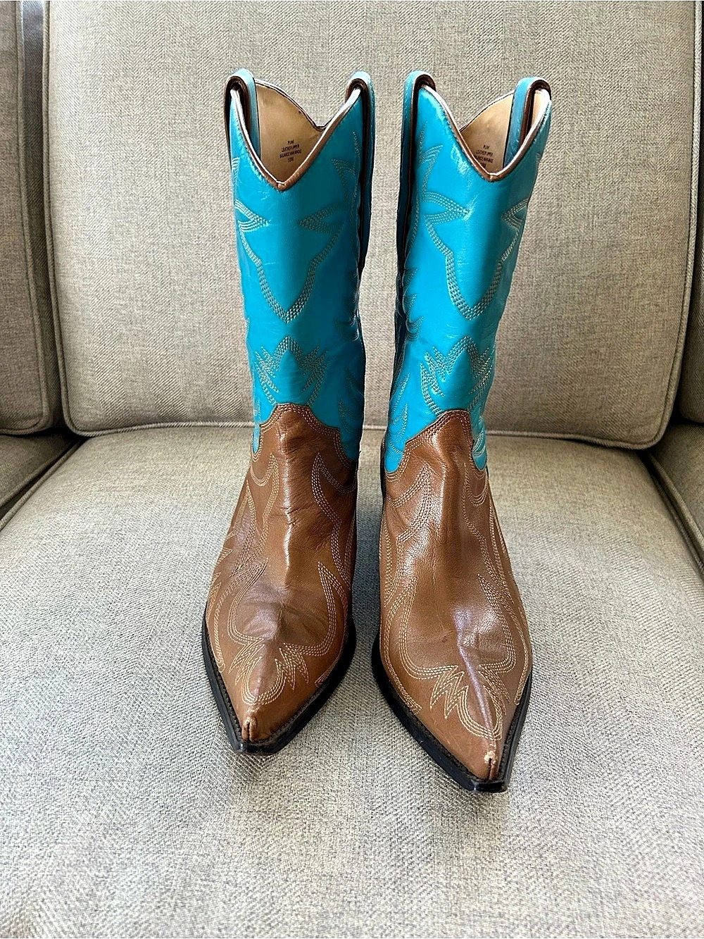 Guess Women's Western Heeled Boots Brown & Turquoise Blue US 10M